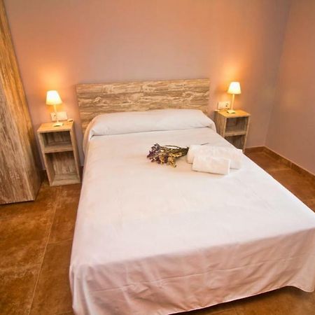 Casa Codeta Guest House La Almunia de San Juan Bagian luar foto